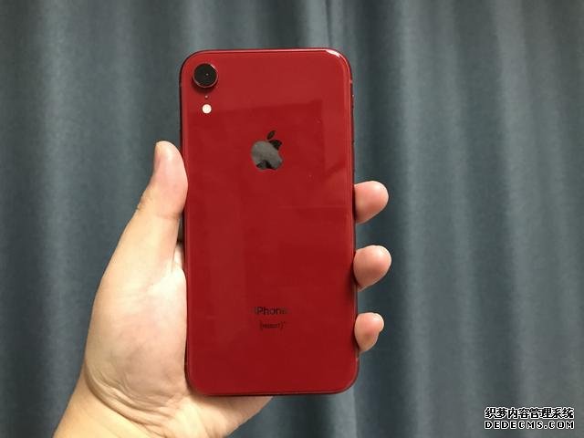 苹果顶不住了，iPhone XR 128GB彻底跌成小米价，不买小米10了！