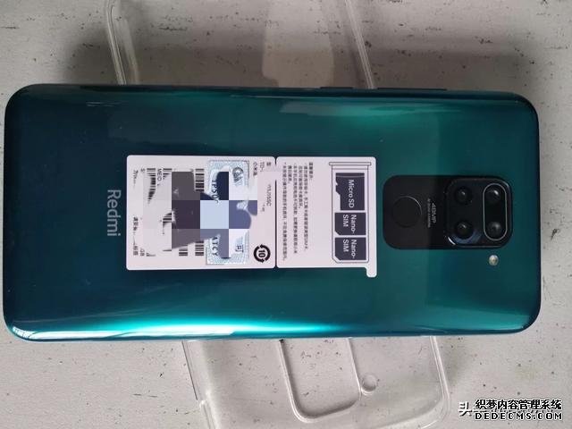 小米良心出品，5020mAh+128GB+4800万四摄，4G新机仅999元