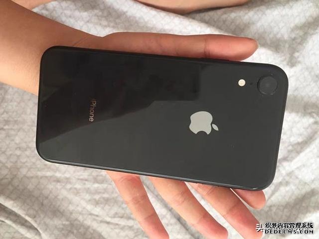 最便宜的全面屏iPhone，苹果A12+双卡双待，已从6499跌至3699元