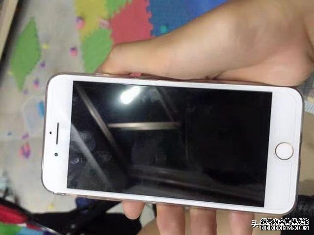 苹果X同款芯片+128GB，大屏双摄iPhone跌至3699，网友：还能用3年