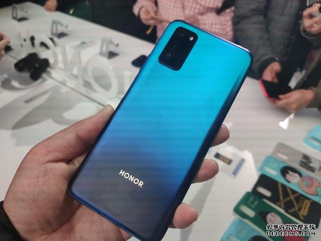 华为正式宣布nova6等5款机型升级EMUI10.1正式版，有你的手机吗？