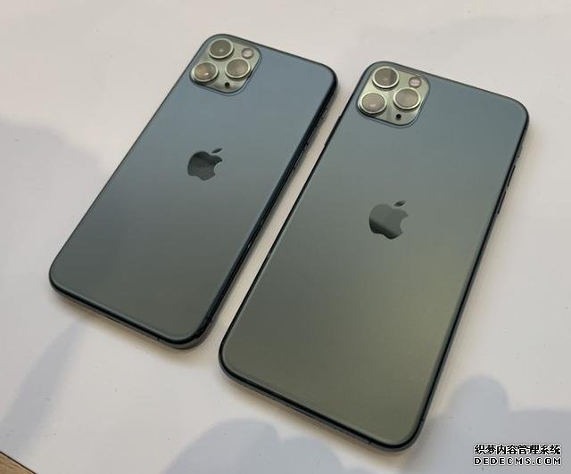 大降1700元，三星彻底妥协了，网友：不买iPhone11 Pro了