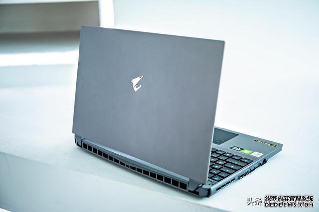 性能强悍为高阶玩家而来 技嘉 AORUS 15G XB上手评测