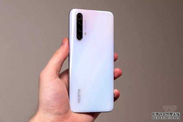 Realme X3上市：骁龙855 Plus、面向4G市场，潜望长焦成标配