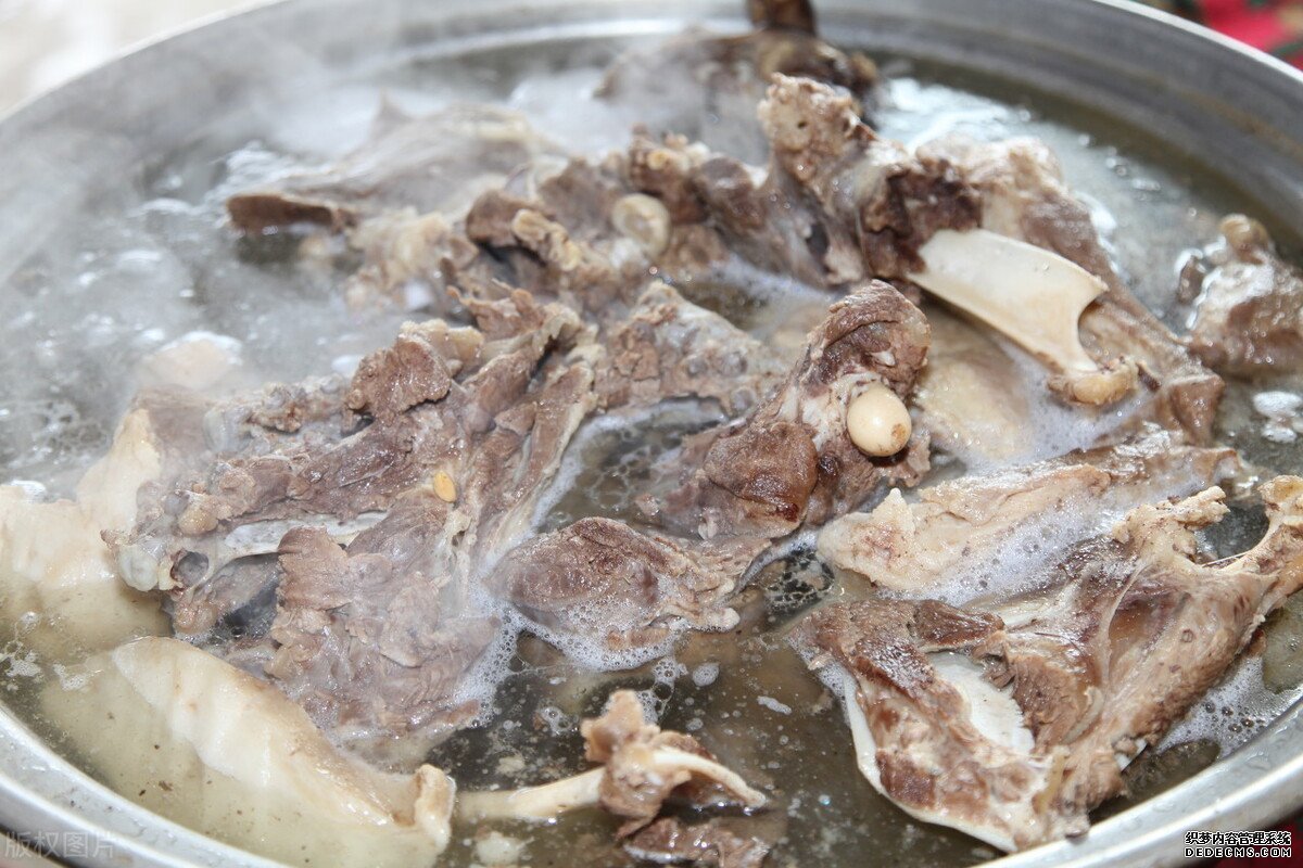 冬天进补吃羊肉？吃羊肉虽好，但要避开这5大禁忌